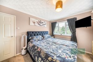 Photo 25- click for photo gallery